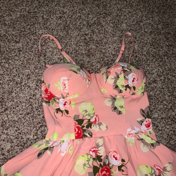 FIT AND FLARE DRESS - Picture 2 of 4